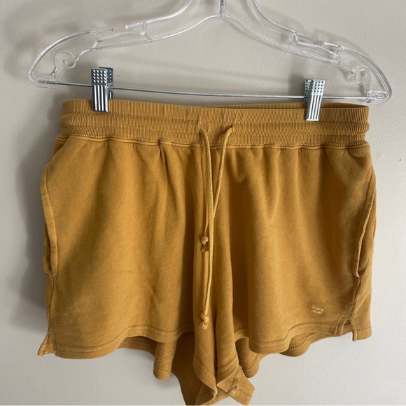 Billabong Pants - Billabong Women's Pull On Shorts Elastic Waist Terry cloth Large Mustard Yellow